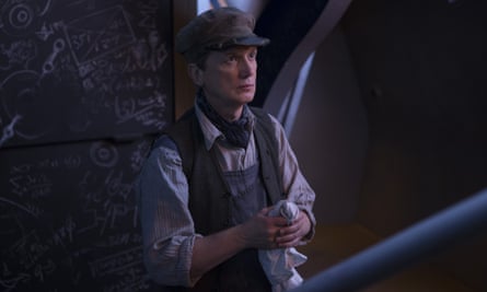 Frank Skinner as Perkins the engineer.