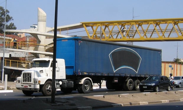 A lorry with no logo in São Paulo, Brazil.
