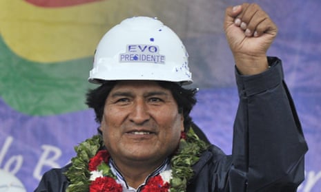 Evo Morales campaigns for the presidency