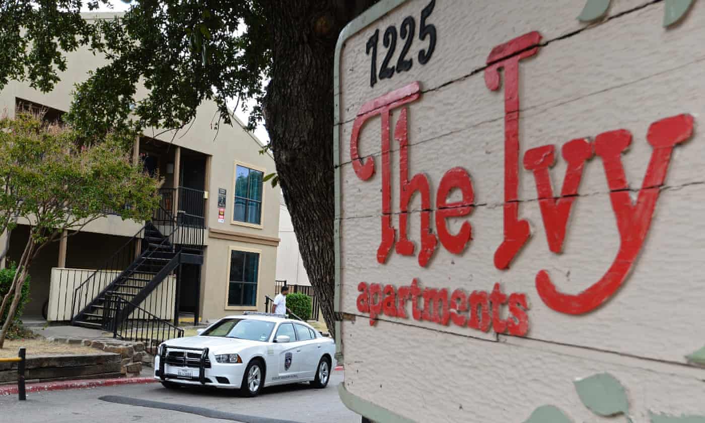 US Ebola patient's friends quarantined at home under armed guard