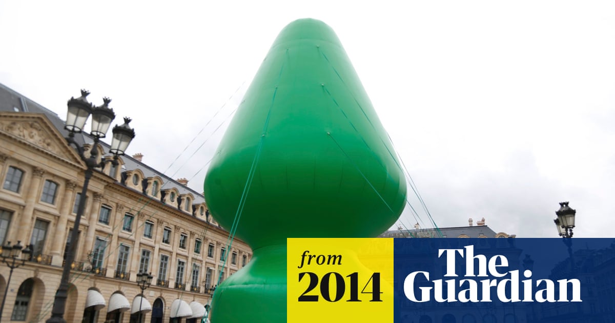 Paul McCarthy 'butt plug' sculpture in Paris provokes rightwing backlash | Paul McCarthy | The Guardian Paul McCarthy 'butt plug' sculpture in Paris provokes rightwing backlash | Paul McCarthy | The Guardian