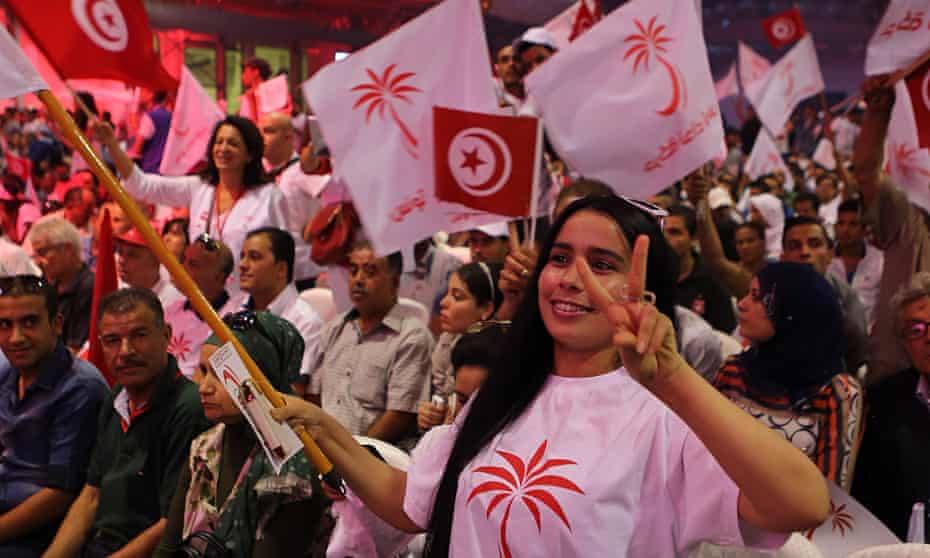 Supporters of Beji Caid Essebsi, head of the Tunisian Nidaa Tounes movement