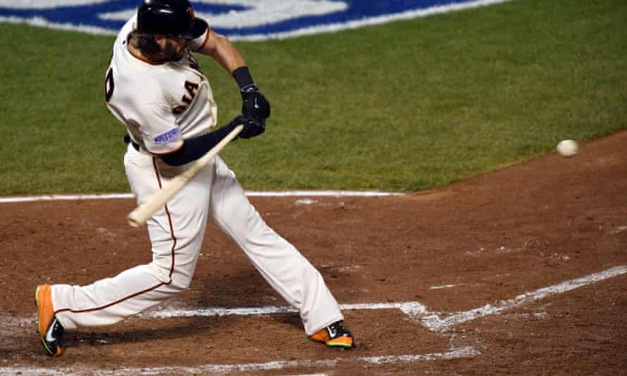 San Francisco Giants pinch hitter Michael Morse gets it done again! His 6th inning RBI double brought the Giants to within a run of the Kansas City Royals.