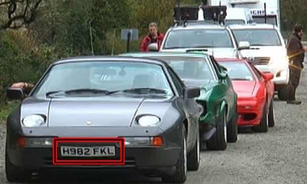 Jeremy Clarkson's Porsche with the number plate H982 FKL in Argentina