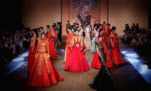 Lanternas chiang asia peng tailandia krathong passeios loi khom ingresso technewssources maior China Fashion week - in pictures | News | The Guardian