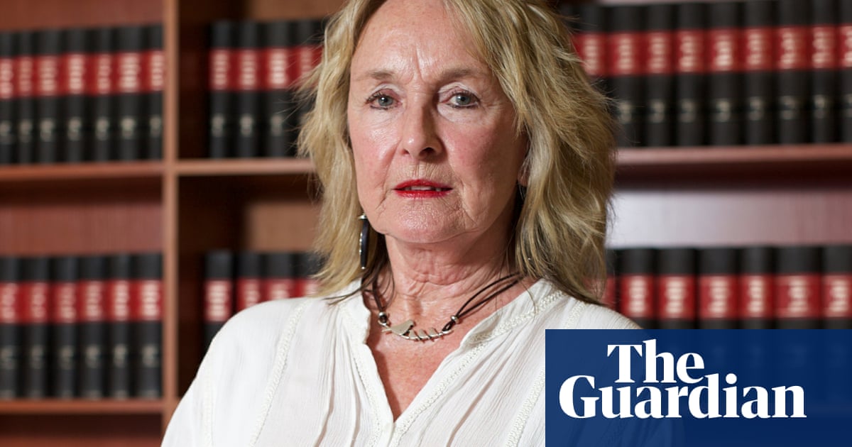 Is reeva steenkamp parents alive