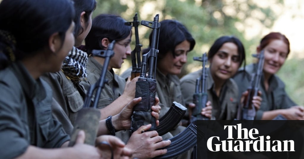 women on the frontline persuasive Hello, i'd be very grateful if someone could proofread the below essay on whether women should or should not be allowed to enter combat many thanks in advance lenka women in combat: should women be fighting in the front line. women on the frontline persuasive Hello, i'd be very grateful if someone could proofread the below essay on whether women should or should not be allowed to enter combat many thanks in advance lenka women in combat: should women be fighting in the front line.