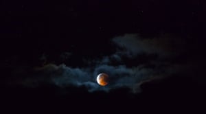 Lunar eclipse by Richard Baxter