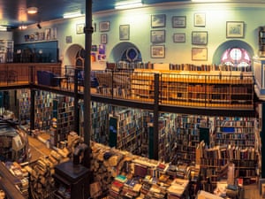 Resultado de imagem para bookshops