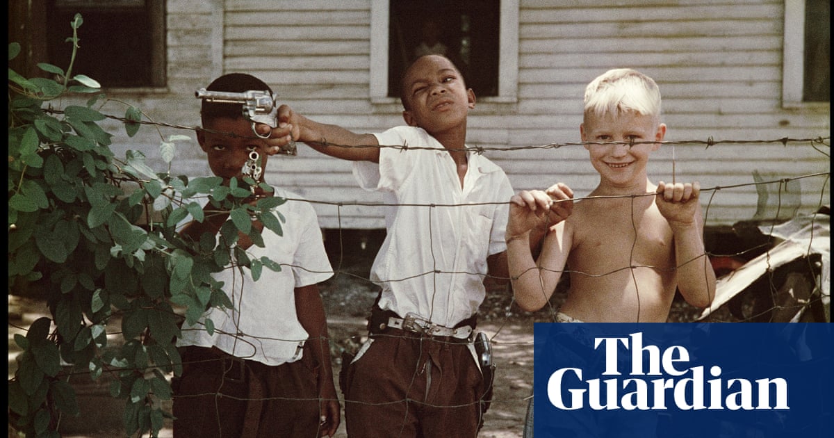 A Segregation That Was Never Black And White Gordon Parks S Photographs Of 50s Alabama Art And Design The Guardian