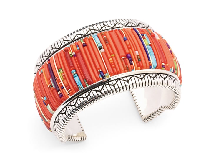 Glittering world Navajo jewellery of the Yazzie family in