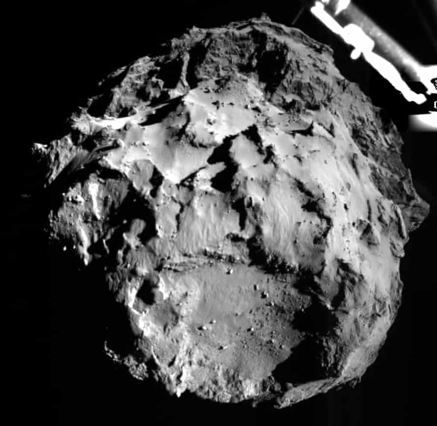 A picture acquired by the ROLIS (ROsetta Lander Imaging System) instrument on the Philae lander, showing the comet 67P/Churyumov-Gerasimenko during Philae's descent from a distance of approximately 3 km from the surface.