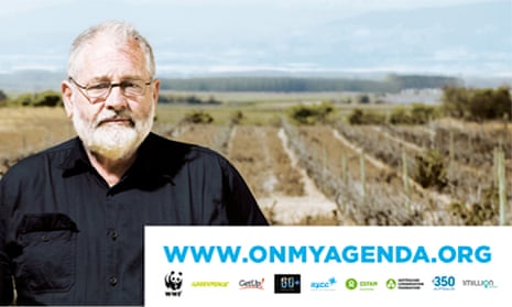 The climate change billboard depicting South Australian farmer David Bruer.