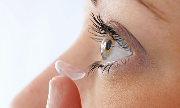 how safe are contact