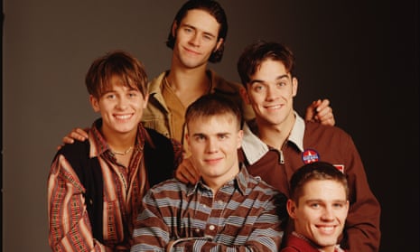 Take That posed in London in 1995 L-R Mark Owen, Howard Donald (top) Gary Barlow (bottom) Robbie Williams, Jason Orange 
