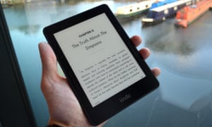 Amazon Kindle Voyage Review Expensive But Top Quality E Reader Technology The Guardian