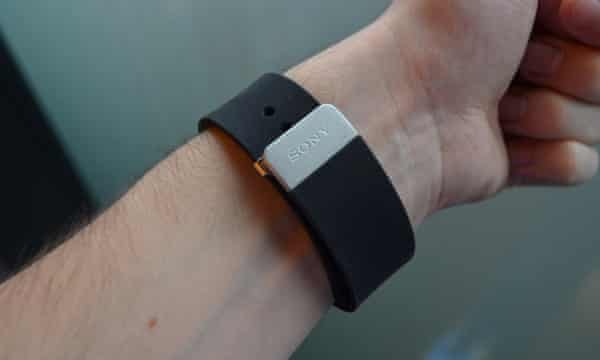 Sony smartwatch 4 release date online