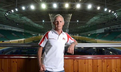 Shane Sutton says the track World Cup is about managing expectations as Team GB return to the scene of their London 2012 triumphs