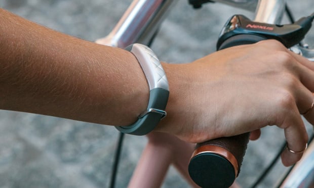 Jawbone up3 smart band hotsell