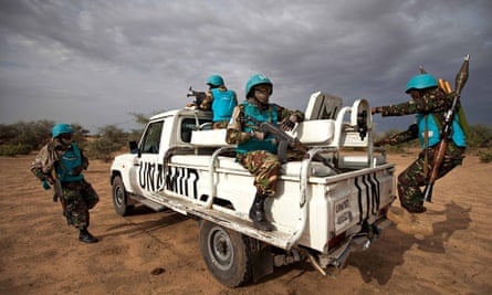 HRW says Unamid forces in Darfur ‘have been hamstrung … in the implementation of its core mandate’.