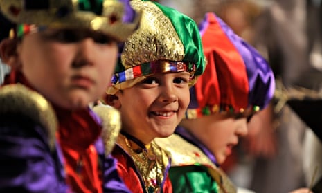 DIY nativity costumes: five crafty tricks for making last-minute ensembles, Teacher Network