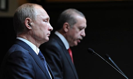 Russia's President Vladimir Putin, left, and his Turkish counterpart, Recep Tayyip Erdoğan, at the c