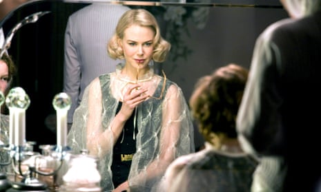 mrs coulter green dress His Dark Materials S1E3: Make Your Mind Go Blank Book Squad Goals