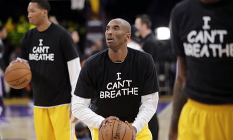 Kobe Bryant and LA Lakers don 'I Can't Breathe' shirts over police