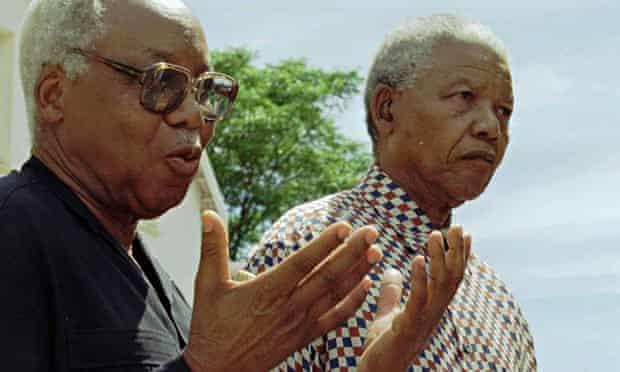 Former Tanzanian president Julius Nyerere with Nelson Mandela in 1996