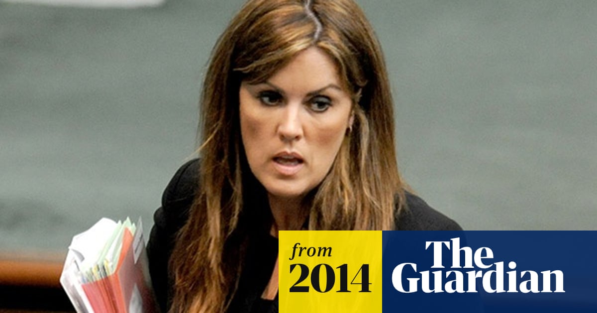 Peta Credlin criticism is sexist, Tony Abbott tells ...