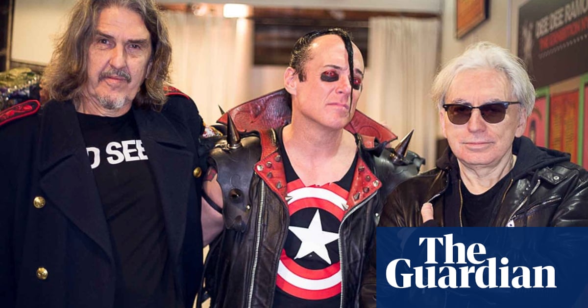 Dee Dee Ramone S Artwork Is Anything But Sedated The Ramones The Guardian Dee Dee Ramone S Artwork Is Anything But Sedated The Ramones The Guardian