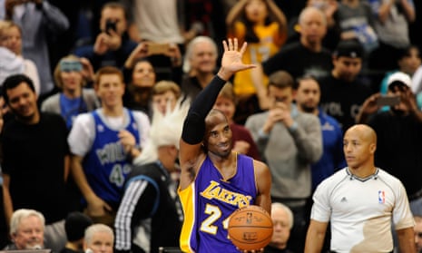 Kobe Bryant defends his huge Lakers contract - Los Angeles Times