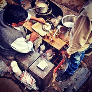Chaiwala's street-side preparation, Old Delhi 