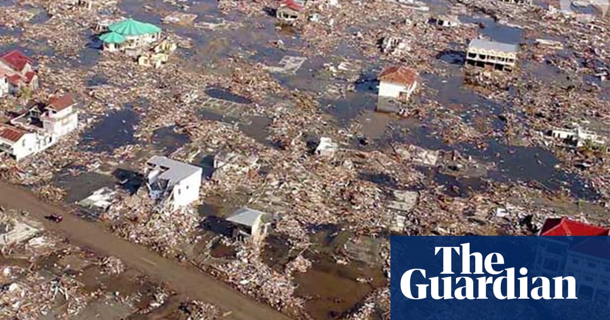 Photographing The 04 Tsunami Victims I Ll Never Look At Those Photos Again Video World News The Guardian
