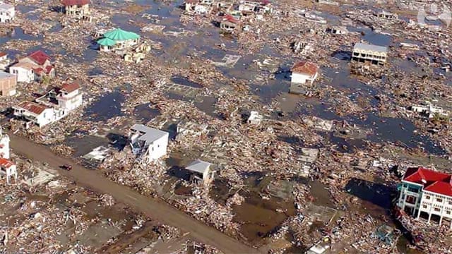 Photographing The 04 Tsunami Victims I Ll Never Look At Those Photos Again Video World News The Guardian
