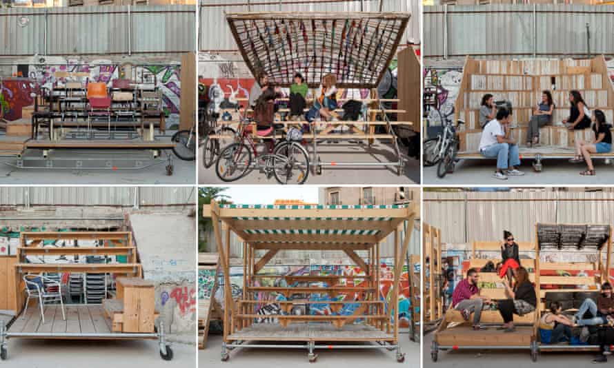 Mobile grandstands created by the architecture collectives of El Campo de Cebada.