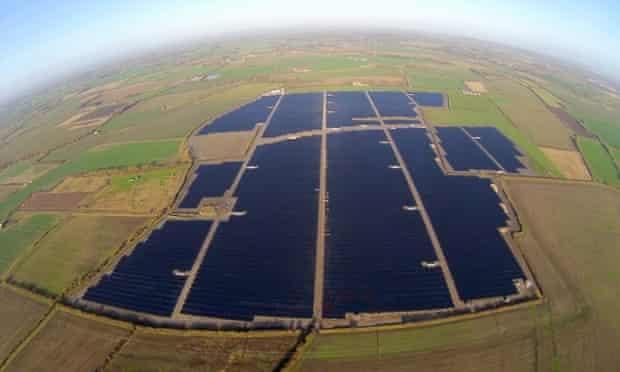 The 46MW solar Farm in East Hanney near Abingdon in Oxfordshire was the UK’s largest when it connected to the grid in 2014.