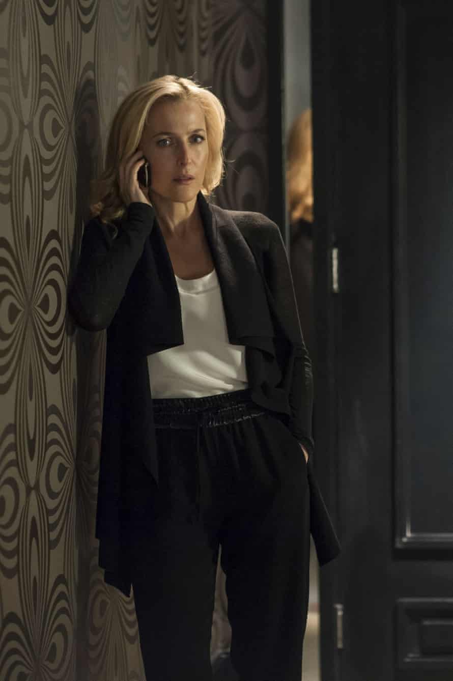 The Fall Finale An Anatomy Of Dsi Stella Gibson S Best Blouses Fashion The Guardian