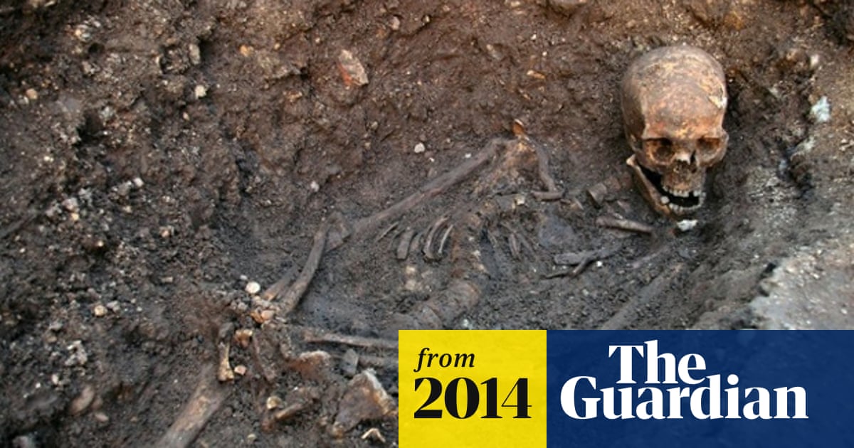 Questions Raised Over Queen S Ancestry After Dna Test On Richard Iii S Cousins Uk News The Guardian