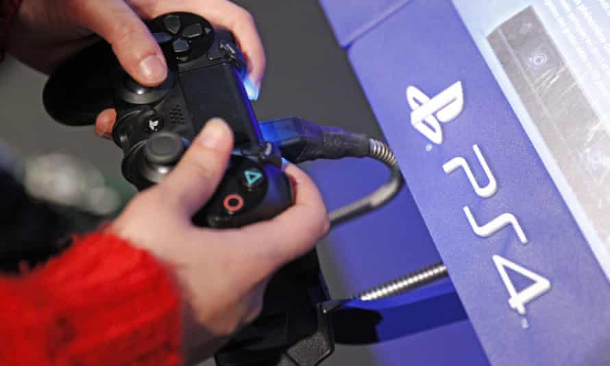 Xbox Live And Playstation Attack Christmas Ruined For Millions Of Gamers Hacking The Guardian Xbox Live And Playstation Attack Christmas Ruined For Millions Of Gamers Hacking The Guardian