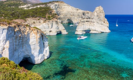 Rock formations and a turquoise sea on the island of Milos