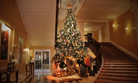 Christmas 2014's style rules: punk up your tree, pimp your crown and dress like a country squire | Fashion | The Guardian Christmas 2014's style rules: punk up your tree, pimp your crown and dress like a country squire | Fashion | The Guardian