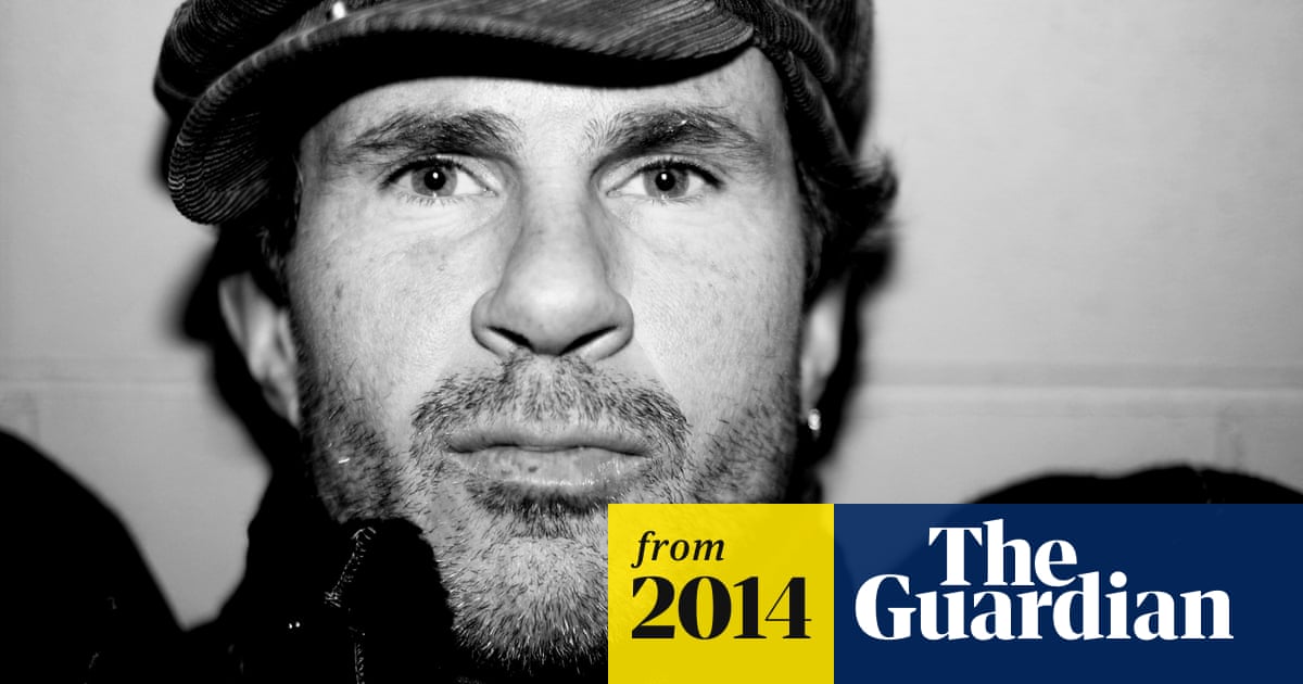 Red Hot Chili Peppers Chad Smith And Will Ferrell Set For Charity Drum Battle Music The Guardian Red Hot Chili Peppers Chad Smith And Will Ferrell Set For Charity Drum Battle Music The Guardian