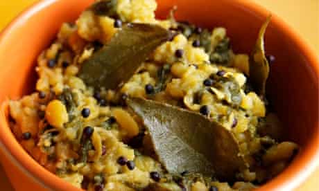 Mung beans and spinach dish