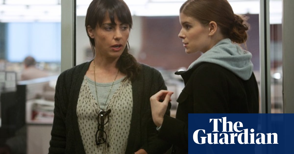 Why Are All The House Of Cards Journalists So Bad At Journalism