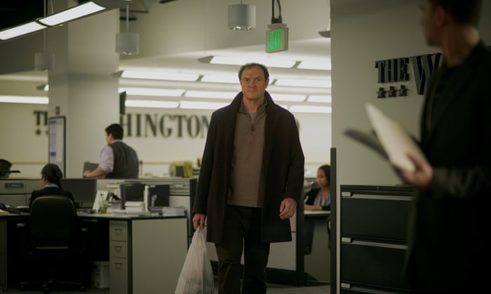 Why Are All The House Of Cards Journalists So Bad At Journalism