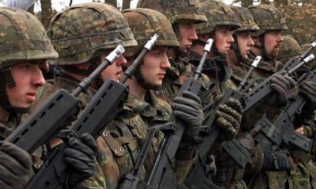 German soldiers with G3 assault rifles