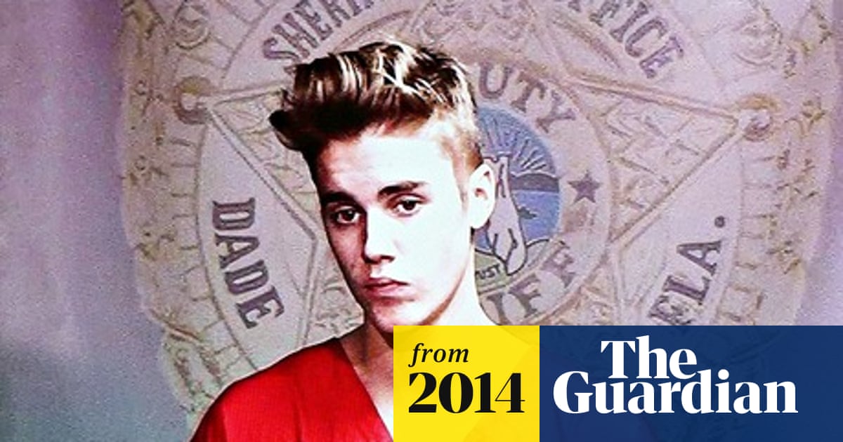 Justin Bieber's cannabis smoke forced pilots to wear masks, report says | Justin Bieber | The Guardian Justin Bieber's cannabis smoke forced pilots to wear masks, report says | Justin Bieber | The Guardian