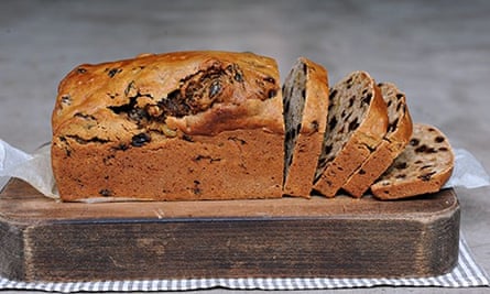 Ruby Tandoh's baking with tea this week. This is a tea loaf.