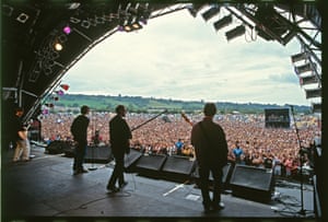 Oasis at Glastonbury 1994 
